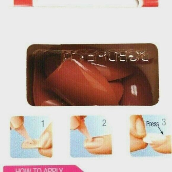 Kiss Press On Full Cover Nails - Ready to Wear Burnt Sienna - Almond - 24 Pieces - Picture 4 of 5